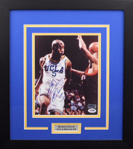 Kareem Abdul-Jabbar Autographed UCLA Bruins 8x10 Framed Photograph (vs Houston)