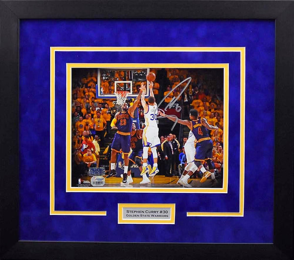 Stephen Curry Autographed Golden State Warriors 8x10 Framed Photograph