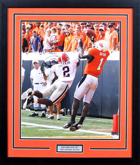 Tatum Bell Autographed Oklahoma State Cowboys 8x10 Framed Photograph (vs Wyoming)