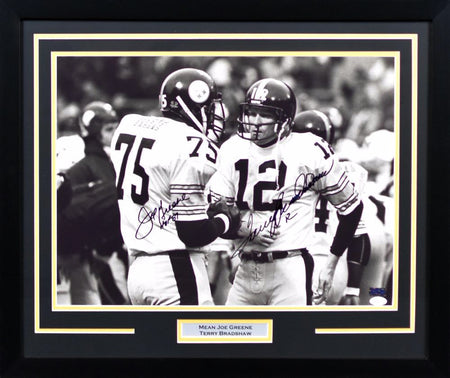 Joe Greene Autographed Pittsburgh Steelers 16x20 Framed Photograph