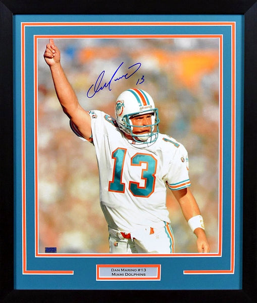 Dan Marino Autographed Miami Dolphins 16x20 Framed Photograph