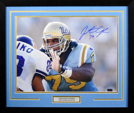Cade McNown Autographed UCLA Bruins 16x20 Framed Photograph